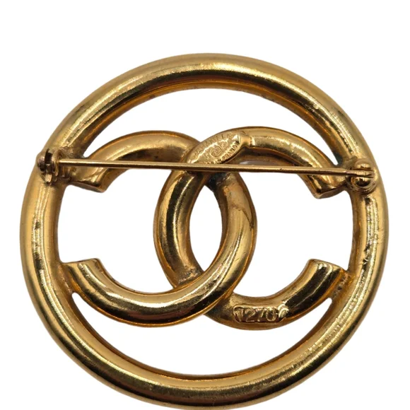 #1 Chanel Coco Mark Gold Interlocking C Brooch - Picture 11 of 15